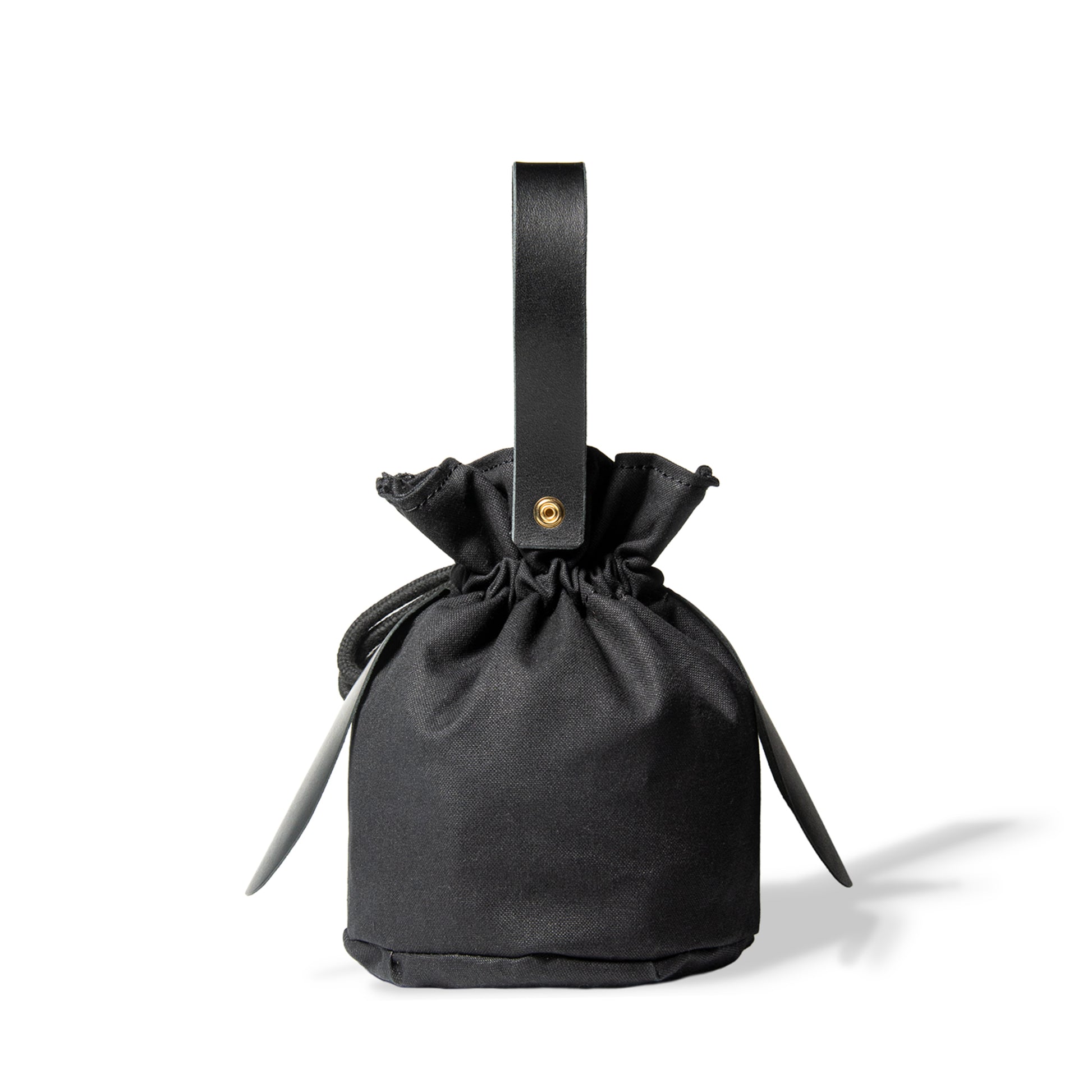 Roavan（ローバン） Gossipy Bunny（ゴシッピーバニー） Bunny Vup（バニーバップ） 巾着型ポーチ。倉敷帆布とブラックレザーの構成、丸底形状、SMロープ、本革ループハンドル、垂れ耳モチーフを特徴とする携行用小型ポーチ。