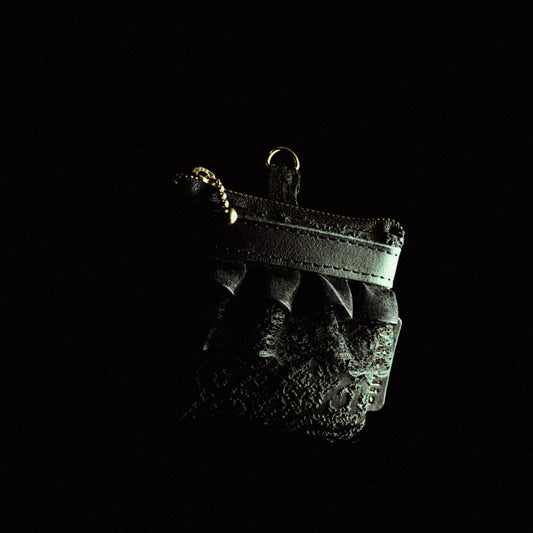 Fleur de Nuit Mini Pouch（フルール・ド・ニュイ ミニ ポーチ）｜黒ジャガード生地とレースを重ねたViiveliaのミニポーチ。小銭やリップなどの小物収納に使えるコンパクトポーチ。