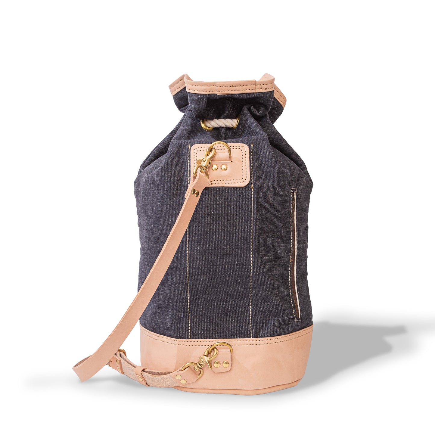 Roavan（ローバン） RASWING（ラスウィング） PORTAL（ポータル） ボンサックLサイズ。栃木レザーと倉敷デニムを使用した大型バッグ。旅行や持ち運び用途に適した容量と構造。